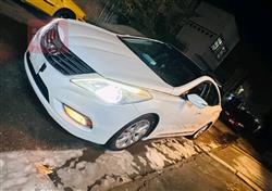 هیۆندای ازێرا